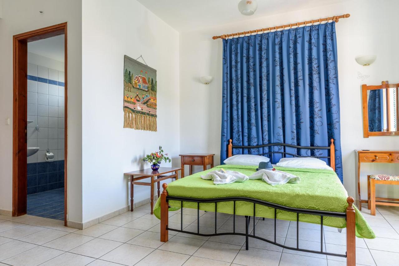 Des Roses Hotel Platanias  Exterior foto