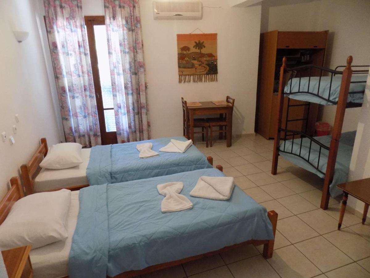 Des Roses Hotel Platanias  Exterior foto